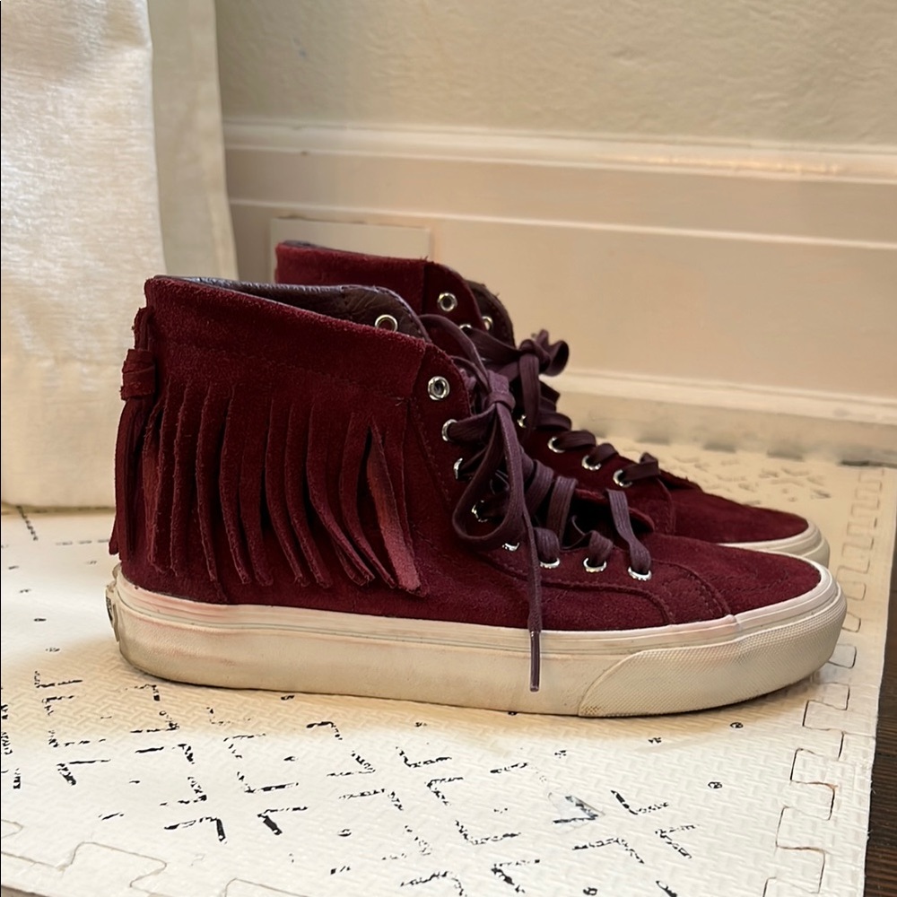Fringe High-Top Sneakers in Burgundy